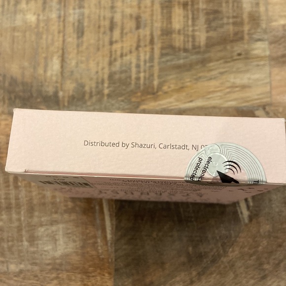 Lavender Stardust Roll-On Lip Gloss Set! - Picture 5 of 7